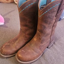 Womens Ariat Cowboy Boots
