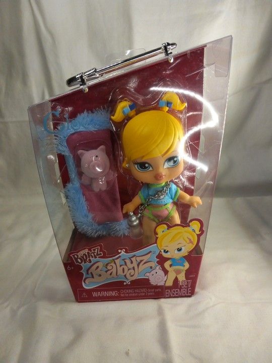 Bratz Babyz Cloe Collectible Fashion Doll w/ Real Fashions & Pet 5" - New Sealed