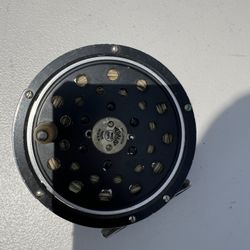 Pflueger Fly Fishing Reel 