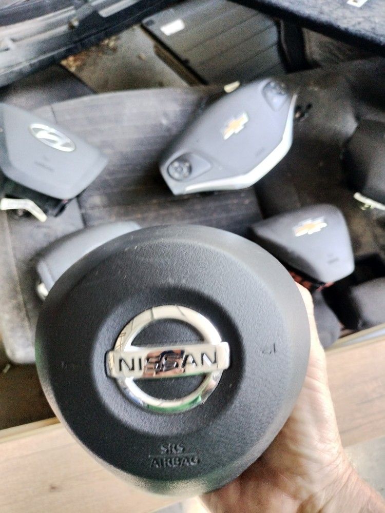 2017 To 2020 Nissan Rogue Steering Airbag
