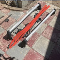 2012 VW CC/Passat Oem Roof Racks
