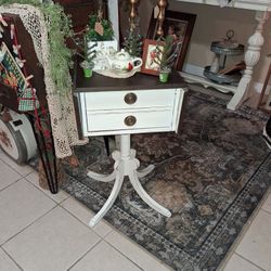 Vtg Drop Leaf End Tables 