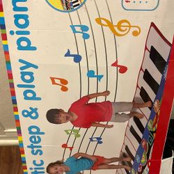 Freee Stepping Piano 