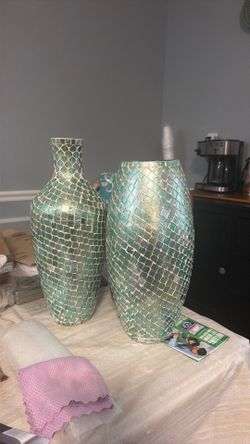 Two aqua bases