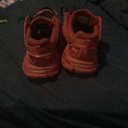 Balenciaga tracks. Size (41) USA 7.5