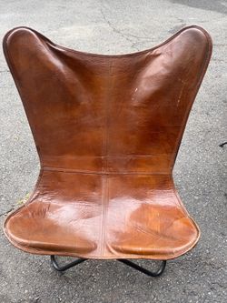 WARM AMBER LEATHER BUTTERFLY CHAIR