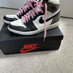 Nike Jordan 1 High Mocha Size 9.5