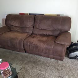 Reclining Loveseat Great Condition 