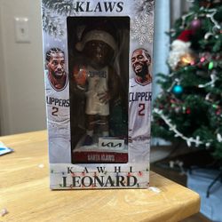 Kawhi Leonard  Clipper Christmas 
