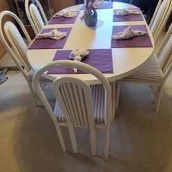 Dining Table w/6 chairs 