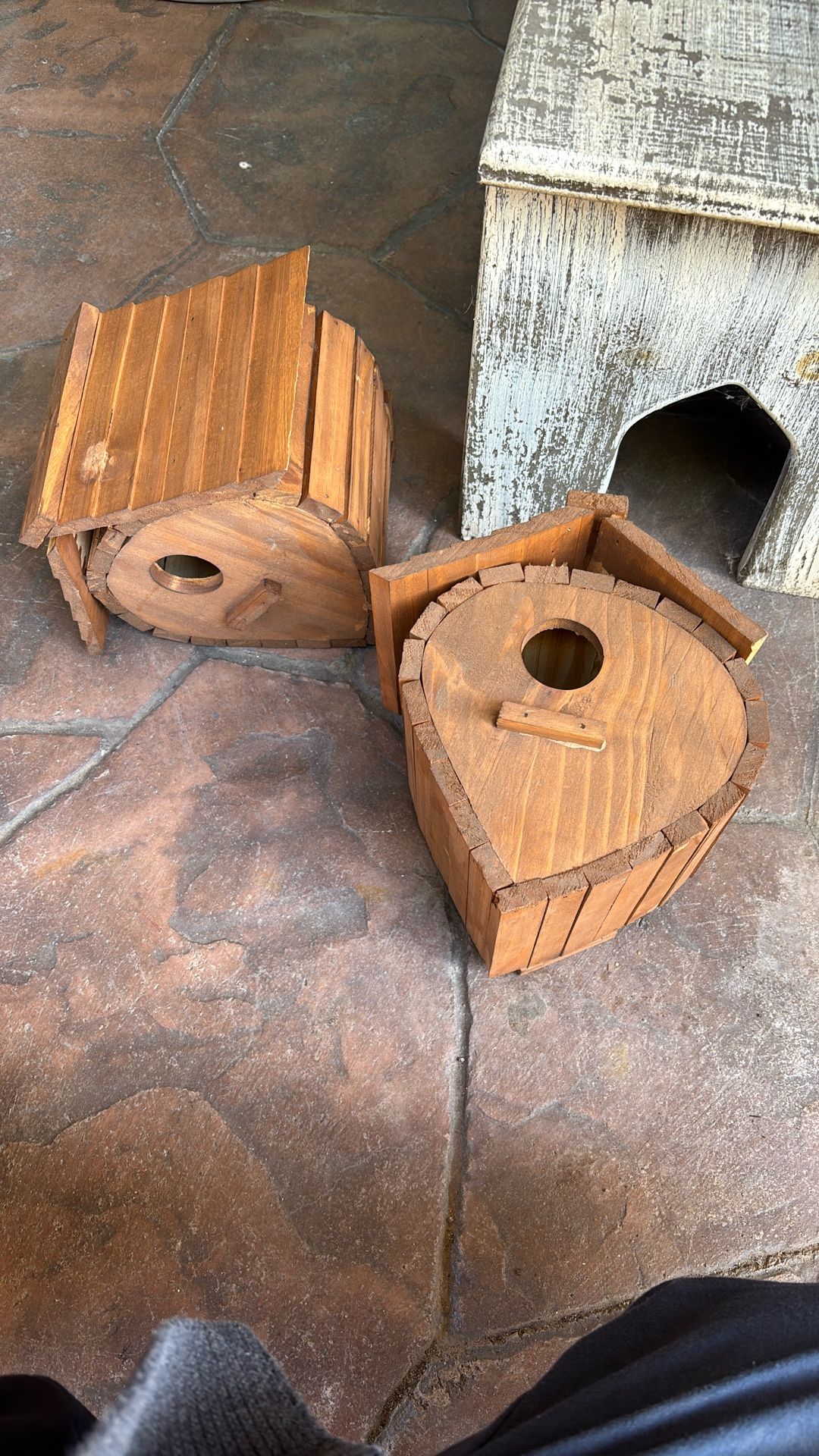 NEW SMALL BIRD HOUSES