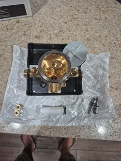 Delta Multichoice valve with stops