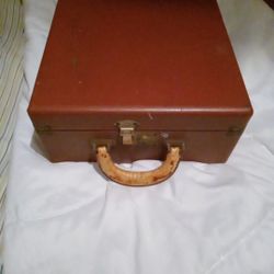 Camera Leather Box With Flashes NO CAMERA INCLUDED 