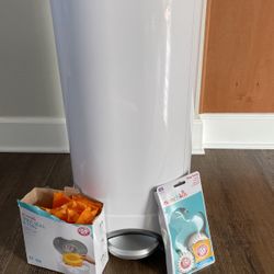 Munchkin Diaper Pail