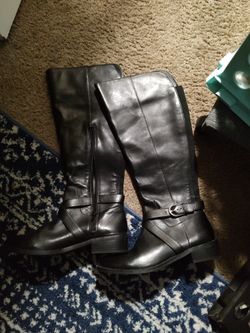 Black Knee High Womens Boots