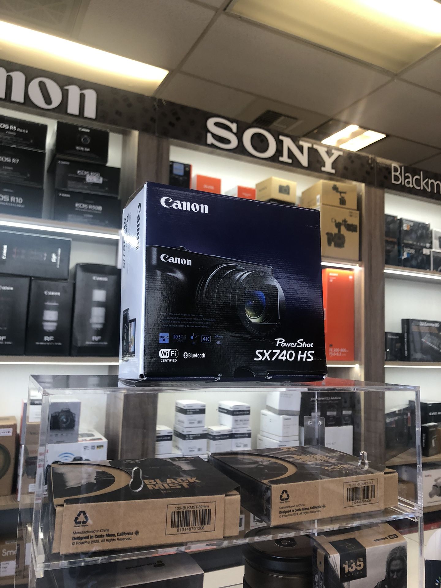 Canon Powershot SX740HS Camera (Located In Downey, CA)