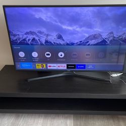 Samsung Flat smart 4k Uhd Tv And Unit