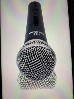 Vocal microphone with cable