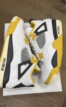 Jordan 4 Vivid Sulfur