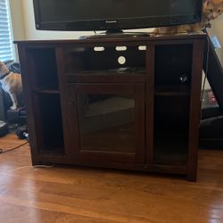 Brown tv Stand 