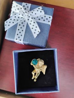 Vintage Avon Birthstone Angel Pin