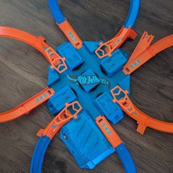 Hot Wheels Criss Cross Crash Track