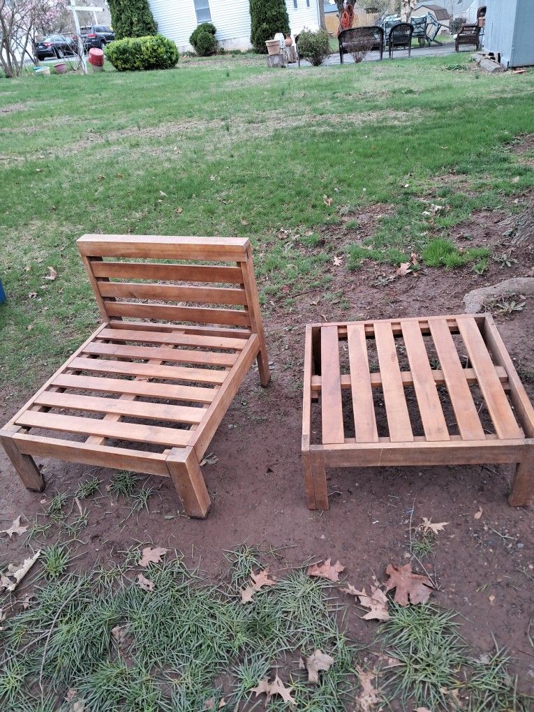 Teakwood Lounge Chair