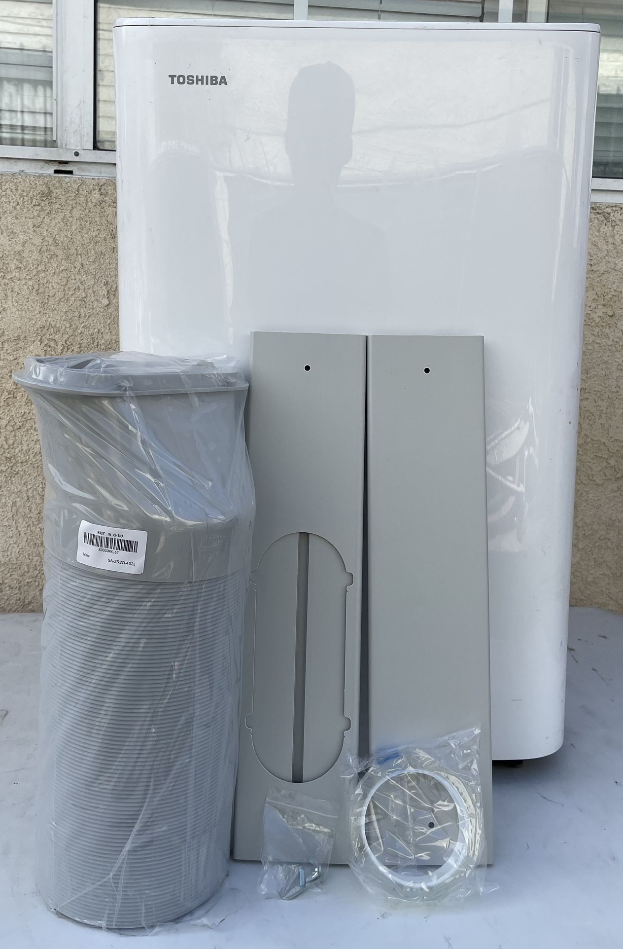 Toshiba 10,000 BTU Air Conditioner Wi-Fi