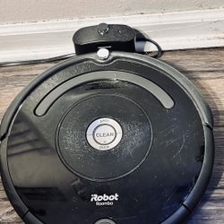 Roomba iRobot Vacuum 
