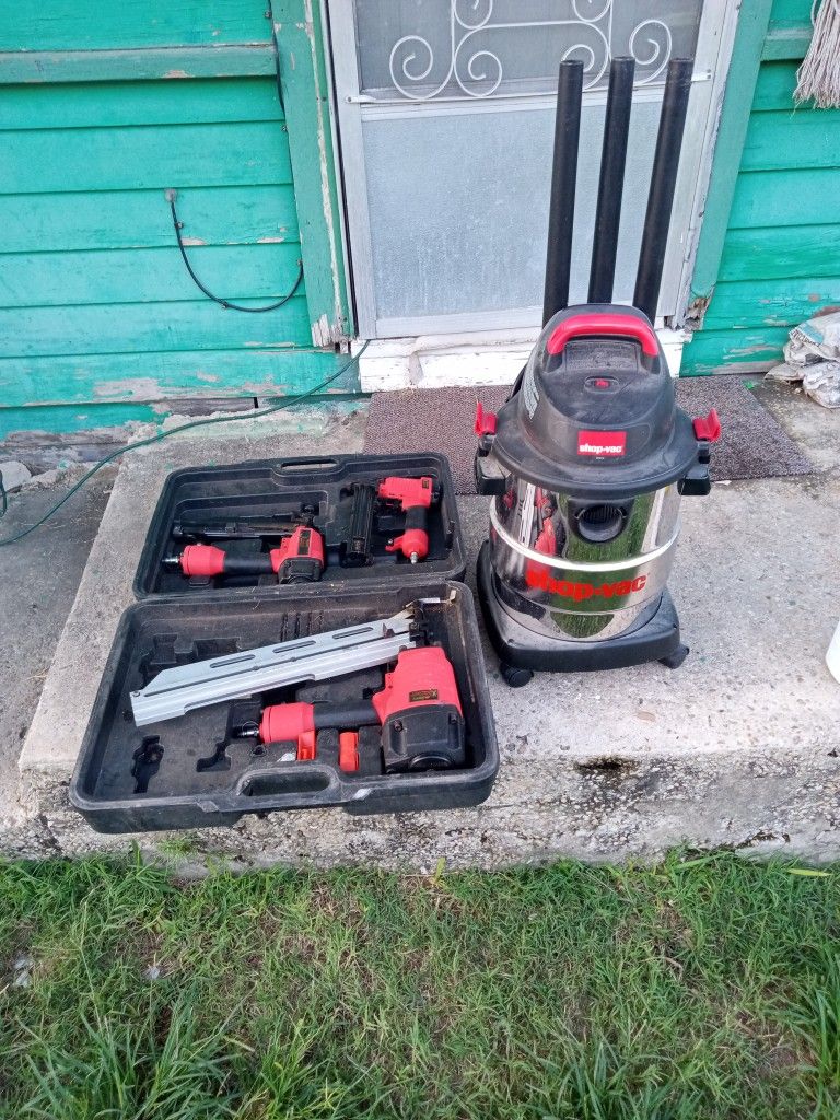Vacuum And Nail Gun Set