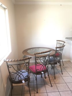 MOVING SALE! Dining Room Table & 4 Chairs