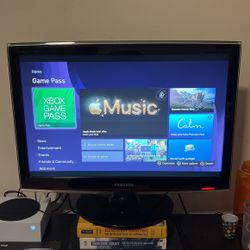 Samsung 28” FHD TV