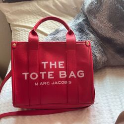 Red Marc Jacob’s tote bag 