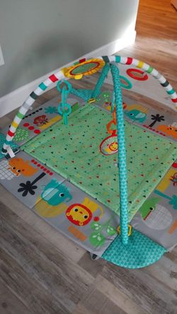 Baby activity mat