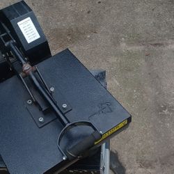 Pressman T-shirt  And Apperal Hot Press Machine (Will trade For Old Video Games And Consoles