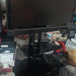 TV Stand In Great Conditions 