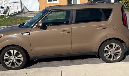 Kia soul 2015 buenas condiciones , listo para manejar !!!!