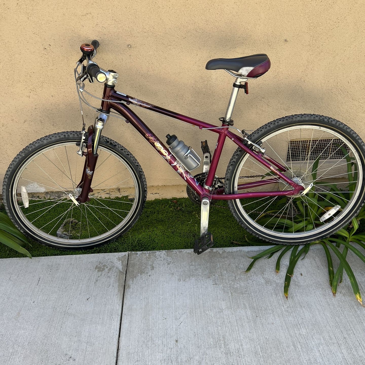 K2 T Nine Trailhead Women s Mountain Bike. Size Small for Sale in Costa Mesa CA OfferUp