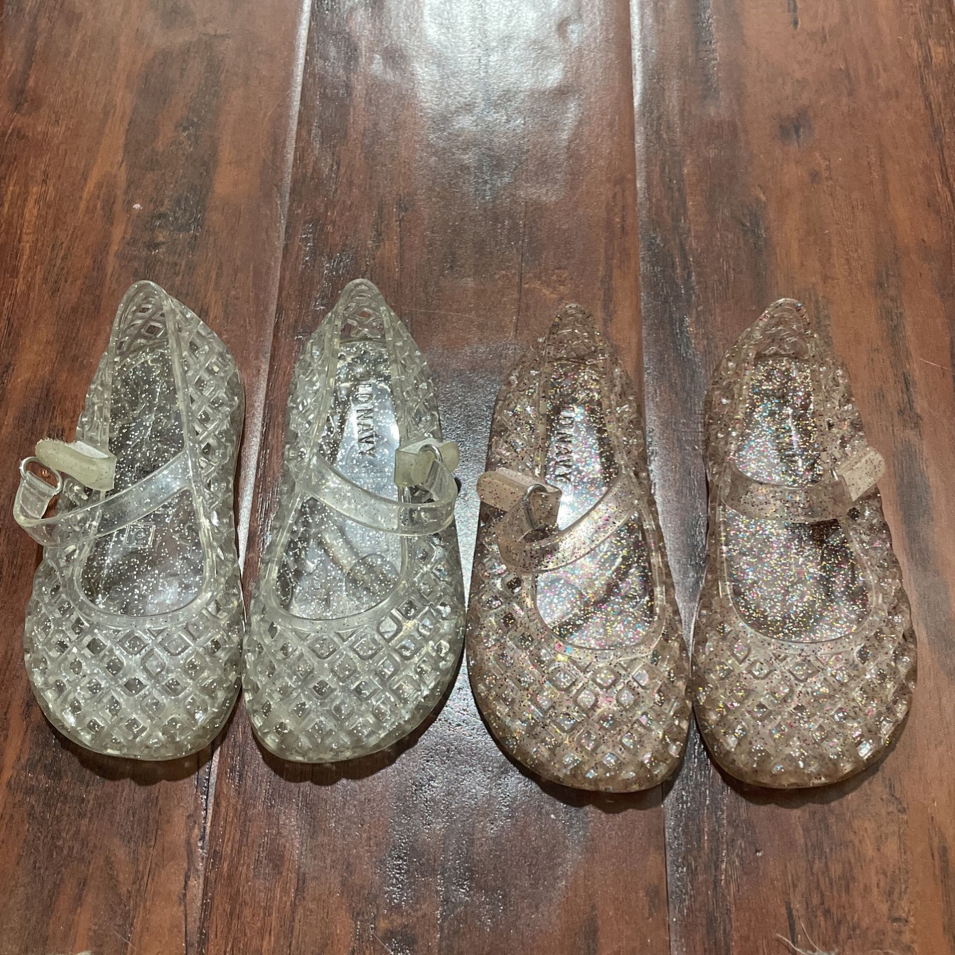 Size 6 Old Navy Glitter Flats