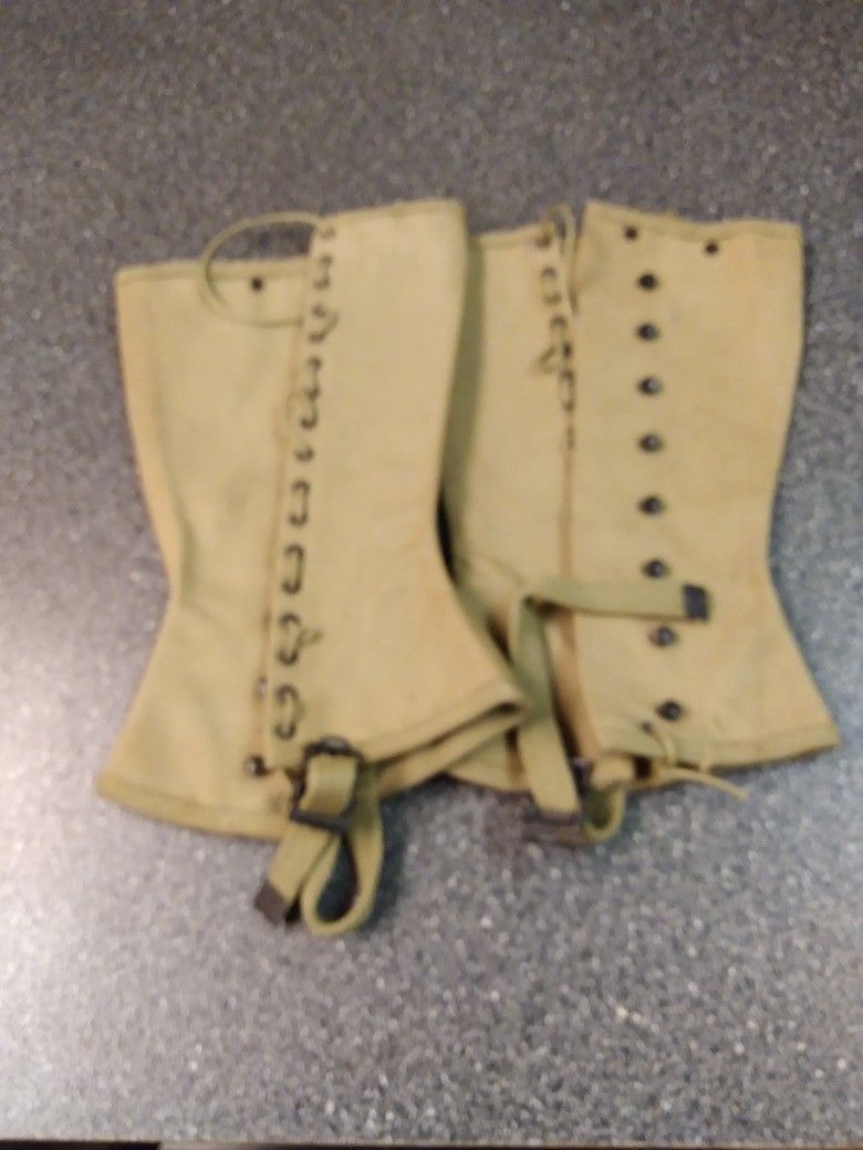 US ARMY. SPATS. WW II. DATED. NOV.3. 1942. NEW NEVER USED.