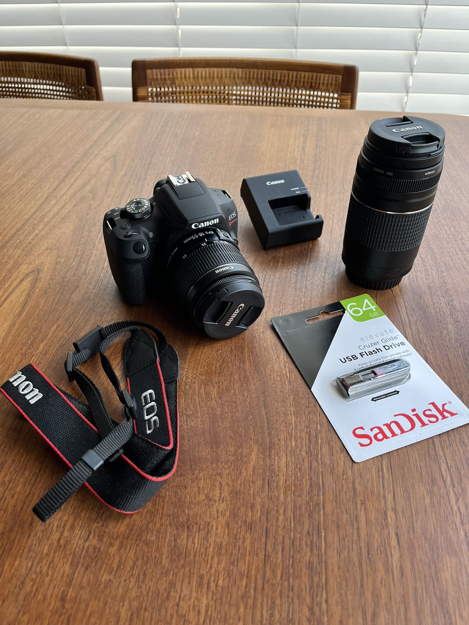 Canon Rebel Eos T7 Camera