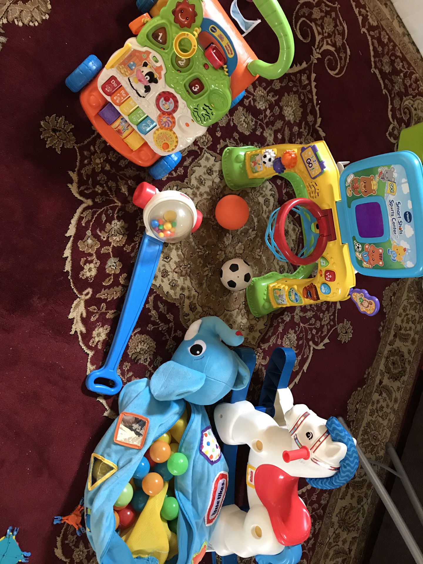 Baby toys in very good condition