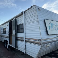 1999 Layton 25FT Travel Trailer