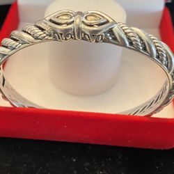 28.7 GRAM STERLING STERLING SILVER BRACELET WITH 14KT GOLD ACCENTS