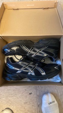Black asics