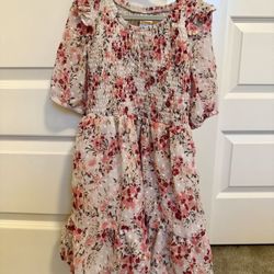 Girls Dress Size 6 - Pickup From Northridge Area