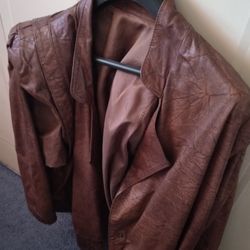 Ladies Leather Jacket/  Jacket De Cuero De Damas 