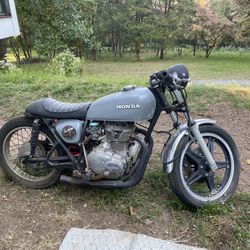 Honda XJ360 70s Cafe Racer 