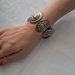 Carol Dauplaise vintage costume Bracelet 