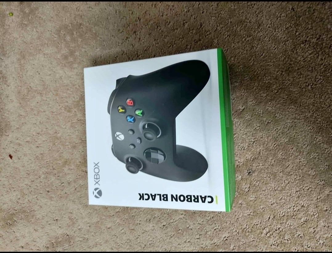 Xbox controller (brand new)